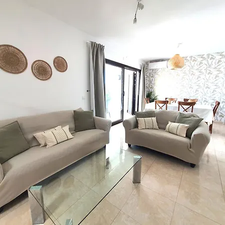 Βίλα Alberto Private Heated Pool, Jacuzzi, Sea Views