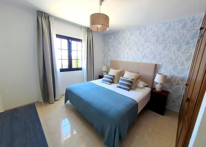 Alberto Private Heated Pool, Jacuzzi, Sea Views Villa