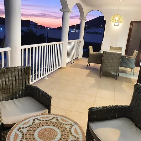 Alberto Private Heated Pool, Jacuzzi, Sea Views * Playa Blanca (Lanzarote)