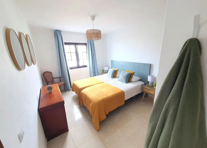 Vila Alberto Private Heated Pool, Jacuzzi, Sea Views Playa Blanca (Lanzarote)