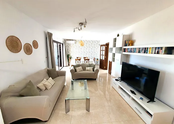 Vila Alberto Private Heated Pool, Jacuzzi, Sea Views *