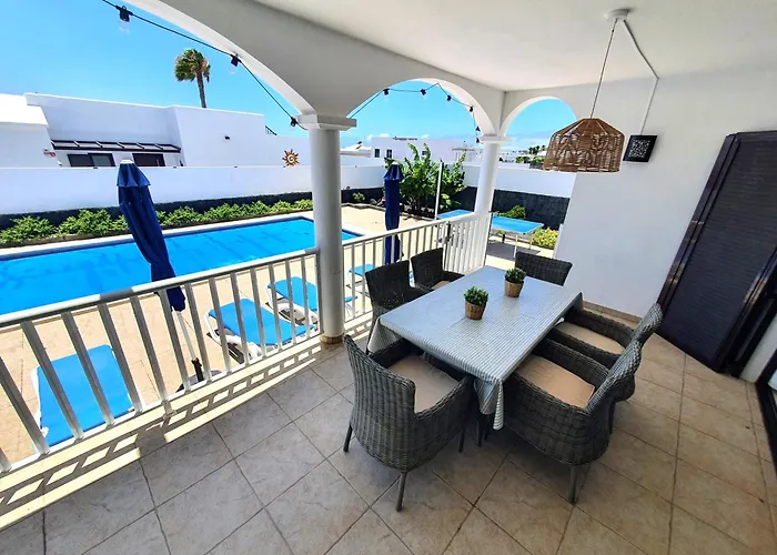 Alberto Private Heated Pool, Jacuzzi, Sea Views Vila *